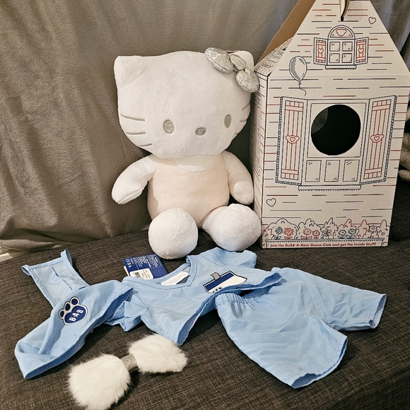 Build A Bear Hello Kitty 25th Anniversary Silver Holographic Bow White Pink BNWT - Picture 4 of 13